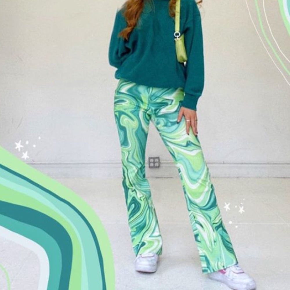 Hosbjerg Vilma Paloma Green Swirl Flair Pants